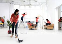 Nghiên cứu của Canada phát hiện, làm việc nhà rất có ích phòng chống ung thư, sau khi tắt kinh, nếu phụ nữ thường xuyên làm việc nhà, nguy cơ ung thư tuyến sữa sẽ giảm thấp 30%.
